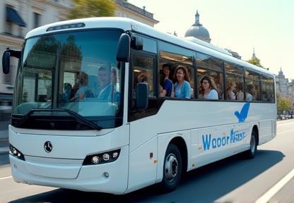 Minibus a tým cestujících v pohybu